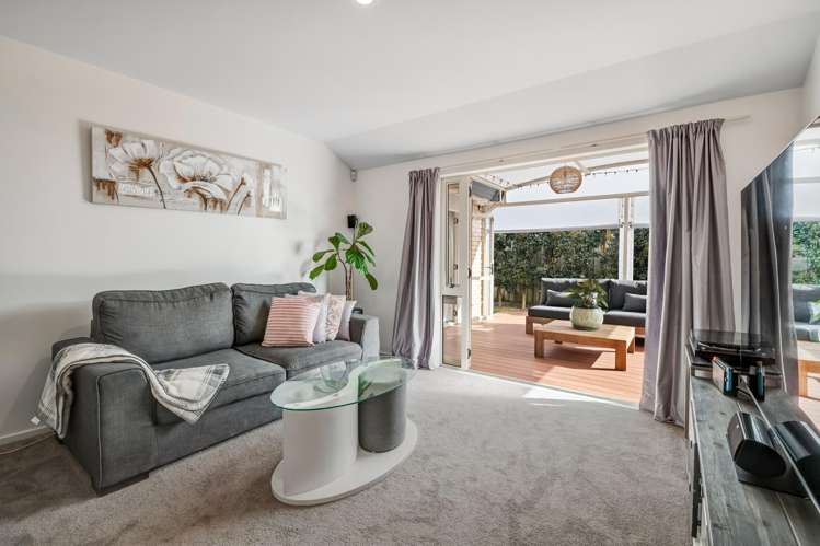 69 Bluebird Crescent Unsworth Heights_9