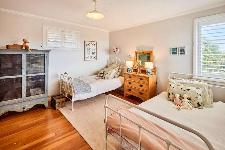 9 Mana View Road Paremata_9