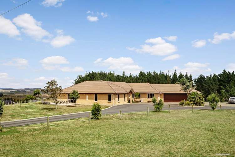 205 Native Road Pukekawa_0