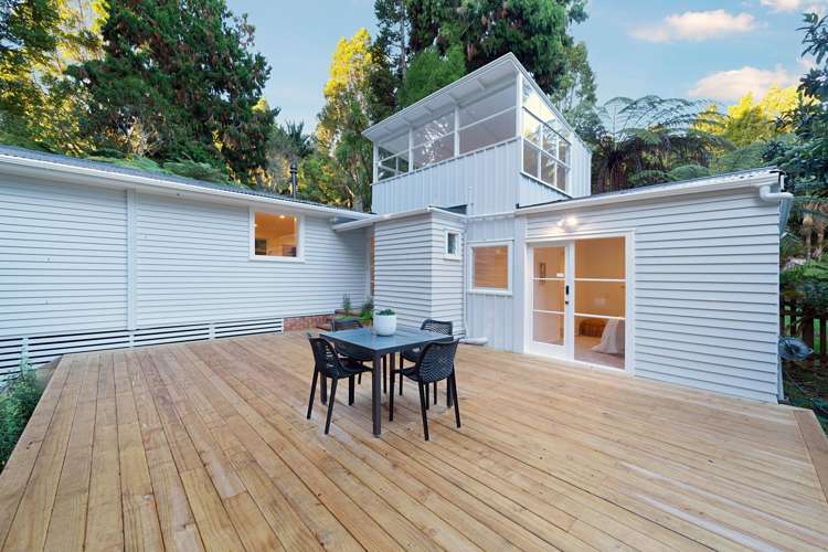 31 Ngaio Road Titirangi_16