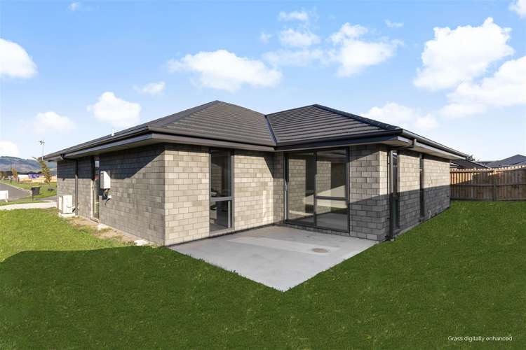 8 Agathis Crescent Wigram_1