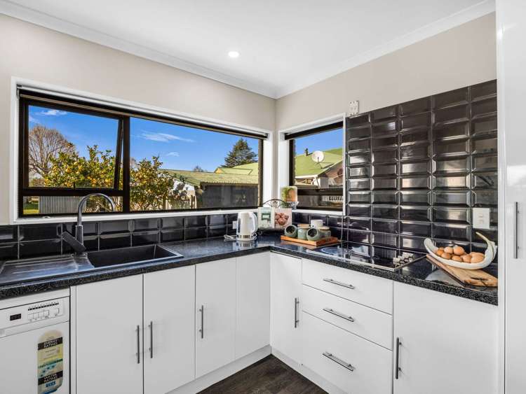 1 Mathew Street Dannevirke_10