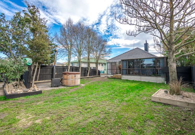 21 Old North Road Marchwiel_17