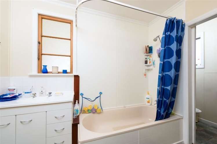 97 Cleghorn Street Redwoodtown_11