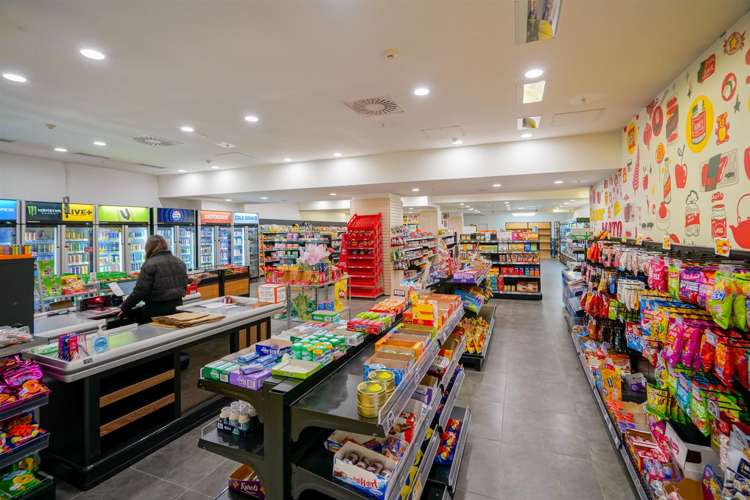 Shop 108, 180 Lambton Quay Wellington Central_2