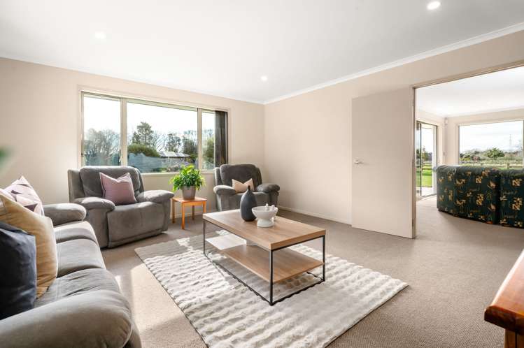 186b Holland Road Puketaha_17