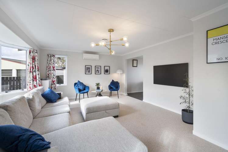 10 Mansell Crescent_1