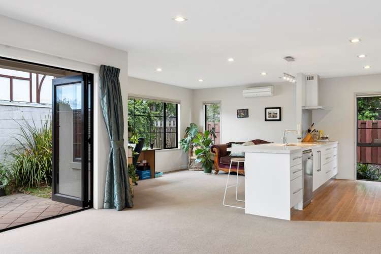 64b Kings Avenue Matua_2