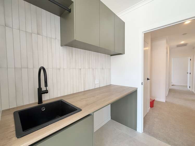 369 Te Taruna Drive Milldale_16