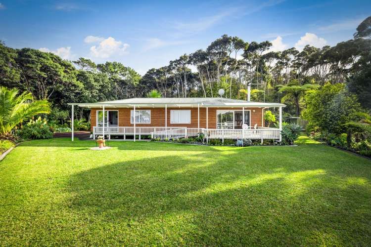 253 Laingholm Drive Titirangi_11