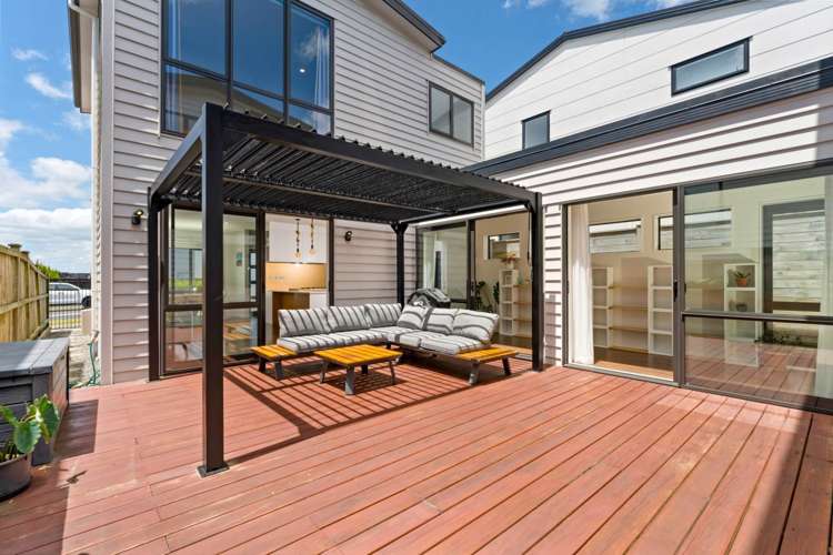 144 Hobsonville Road_4