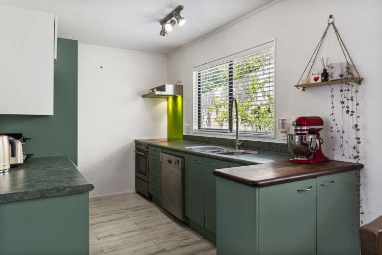 2/83 Vandeleur Avenue Birkdale_7