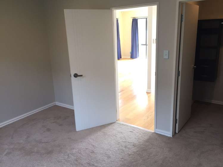 688 Beach Road Browns Bay_6