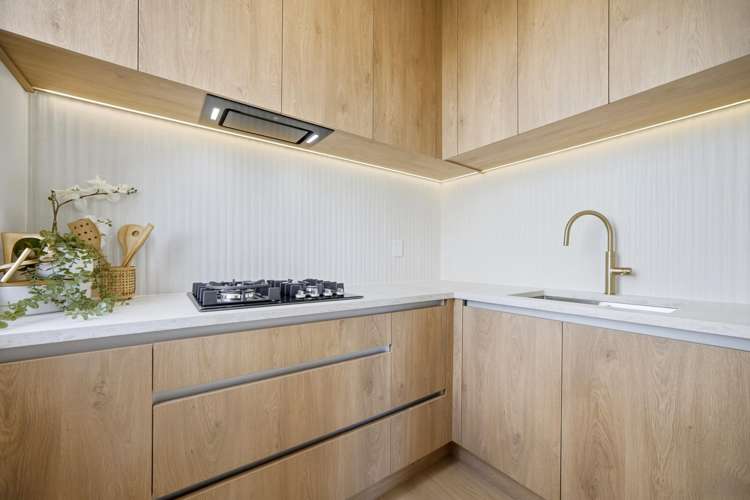 7 Awa Crescent St Johns_11