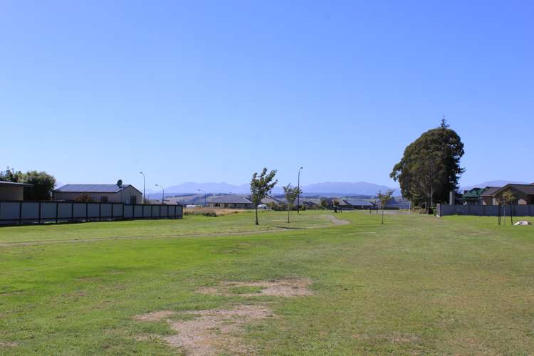 13 Wet Jacket Place Te Anau_16