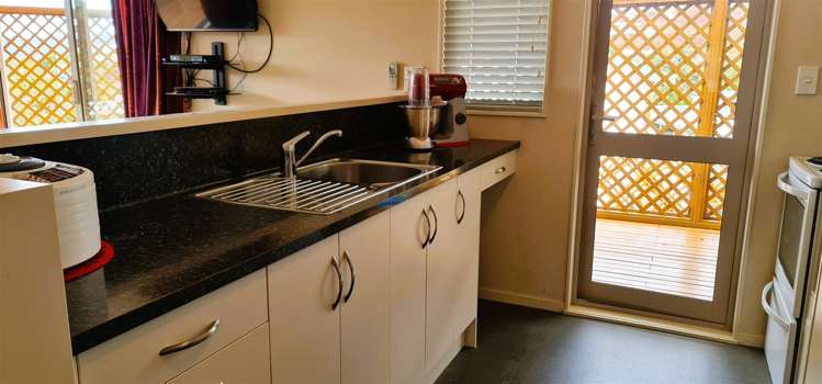 19 Hibiscus Avenue Cable Bay_6