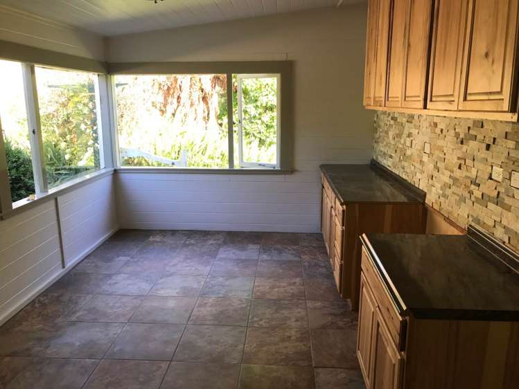 42 Matheson Road Hukerenui and Surrounds_15