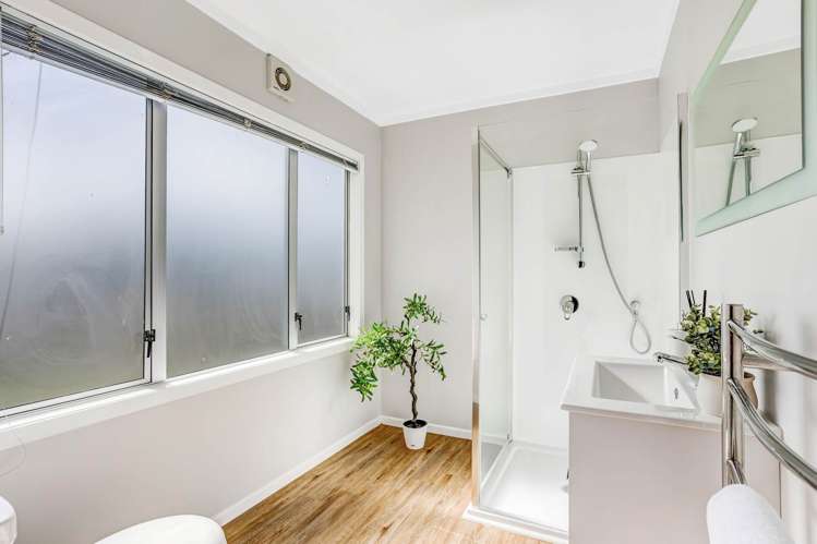686a Whangaparaoa Road Stanmore Bay_10