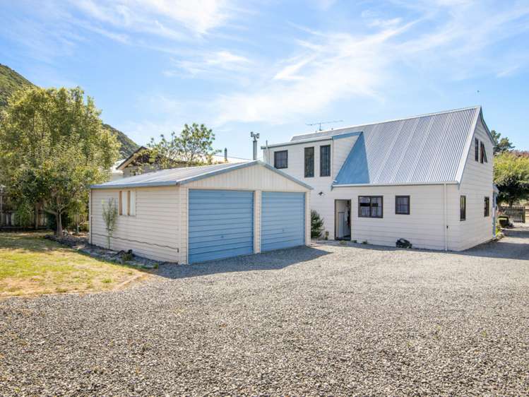 301 Rarangi Beach Road Rarangi_17