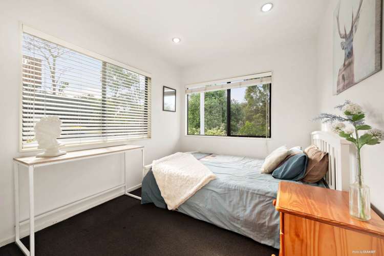 6/12 Wernham Place Northcote_15