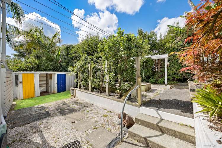 4 Taitapu Street Massey_16