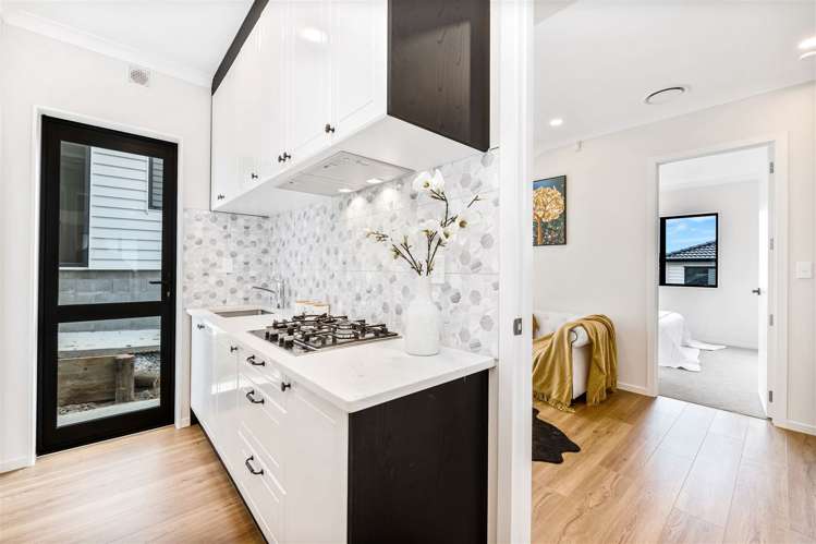 3 Tiro Street Flat Bush_12