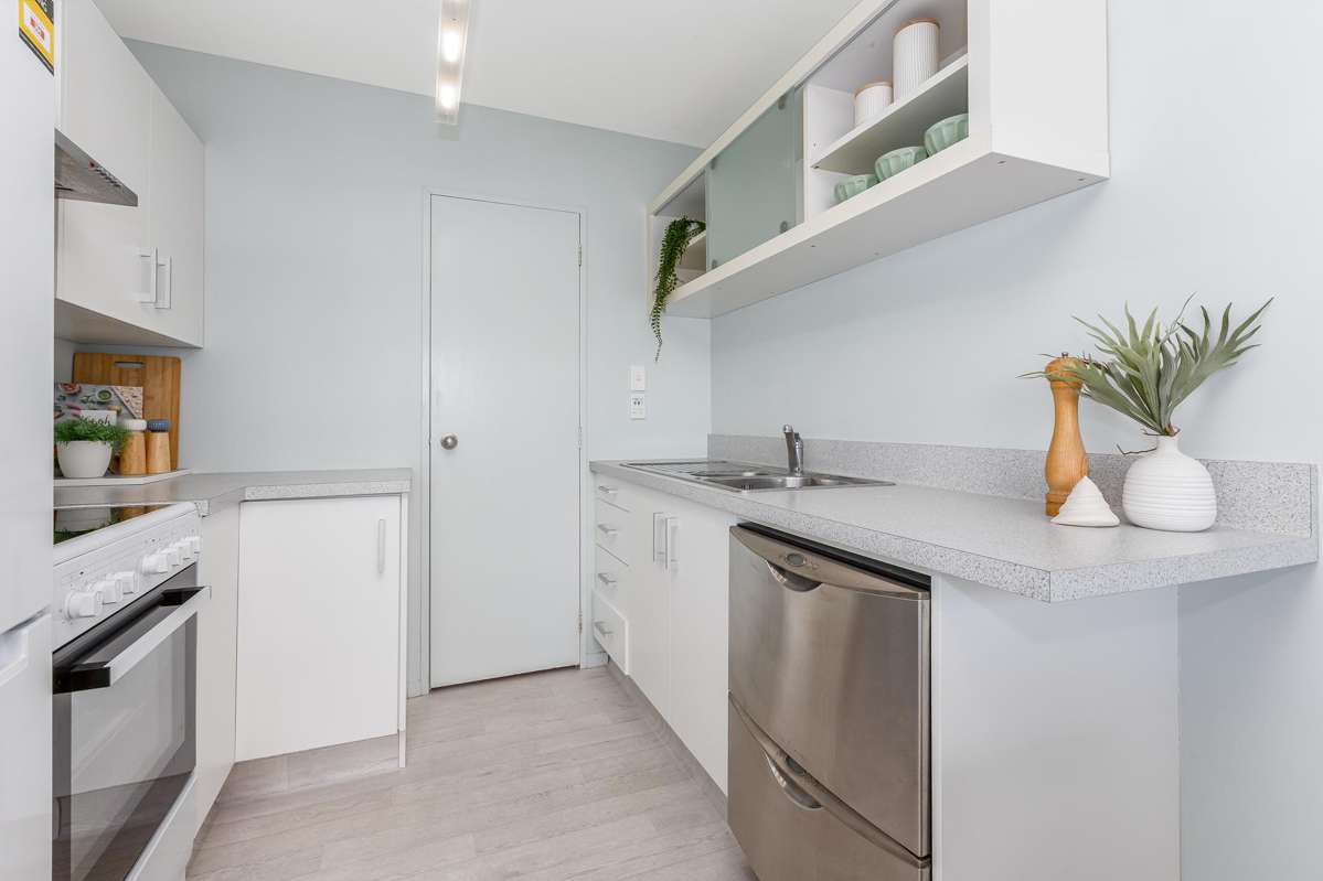 2/418 Queens Drive_4