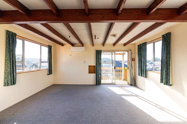 4/196 Kimbolton Road Feilding_5