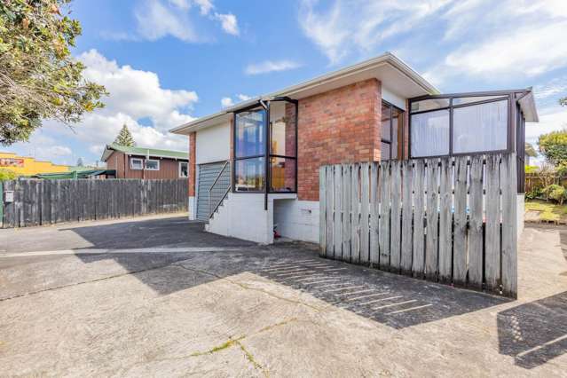 2/121 Blockhouse Bay Road Avondale_3