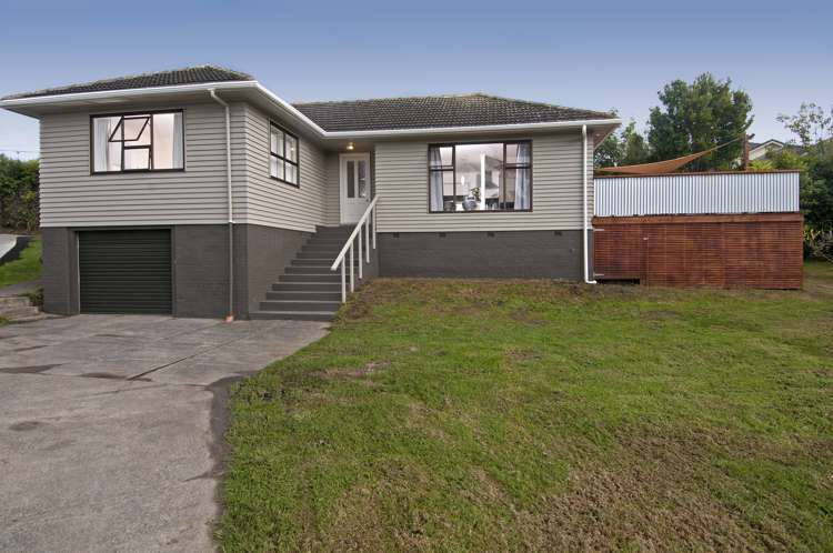 20c Coronation Street Belmont_17