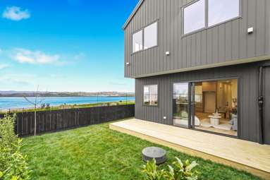 8 Wavecrest Lane_3