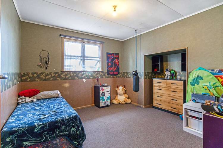 54 Parker Avenue Levin_9