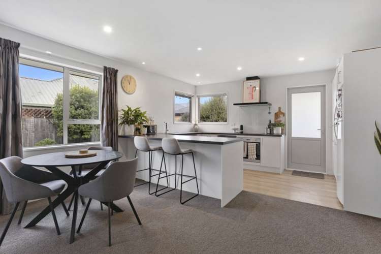 2/53 Donnington Street Parklands_5