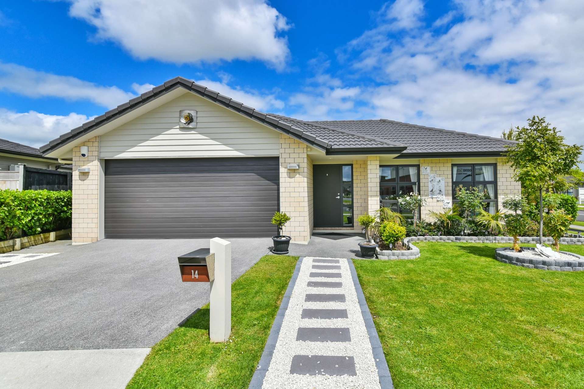 14 Scotsmoor Drive Wattle Downs_0