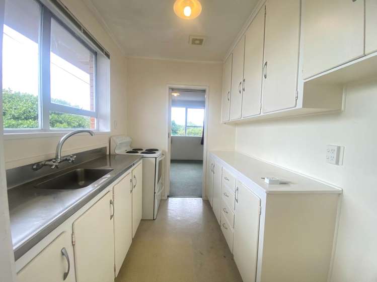 6/22C West Coast Road Glen Eden_6