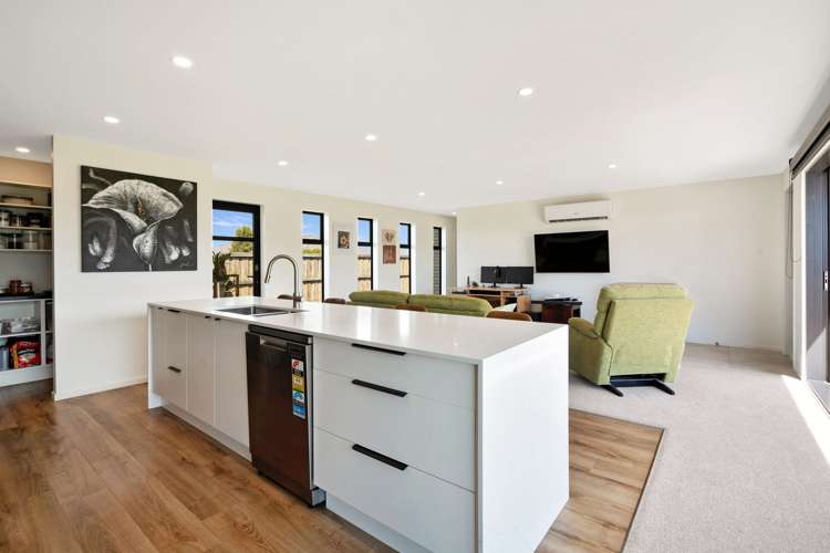 5B Greenwood Place Amberley_3