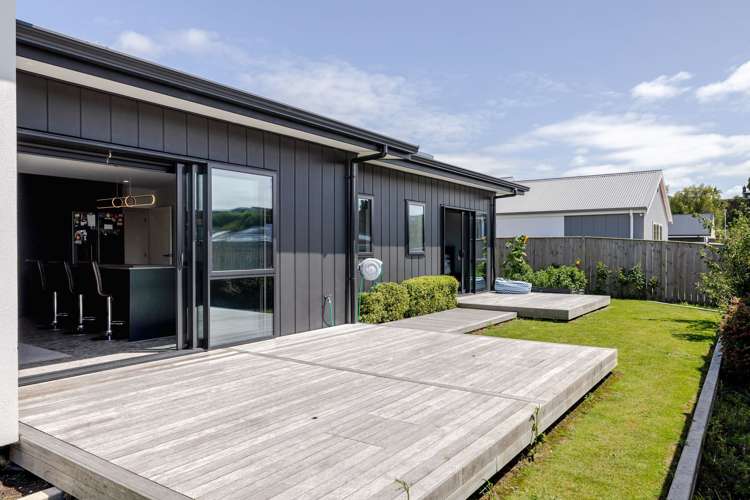 77 Freedom Drive Kelvin Grove_34