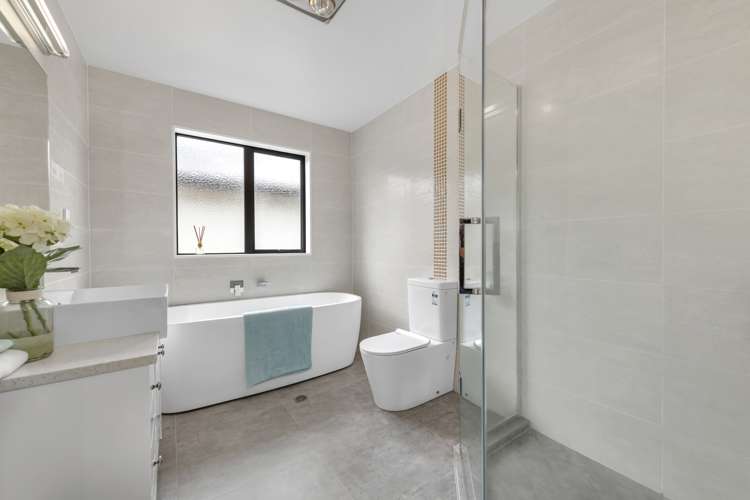30 Rosewell Crescent Flat Bush_22