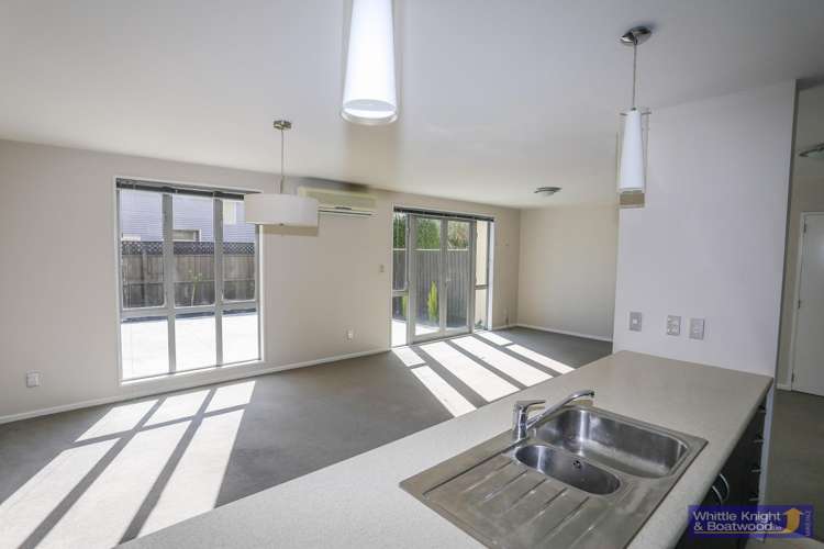 52c Brockworth Place Riccarton_2