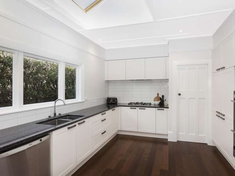 80 Moncks Spur Road Redcliffs_9