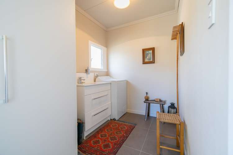 36 Howden Street Te Anau_17