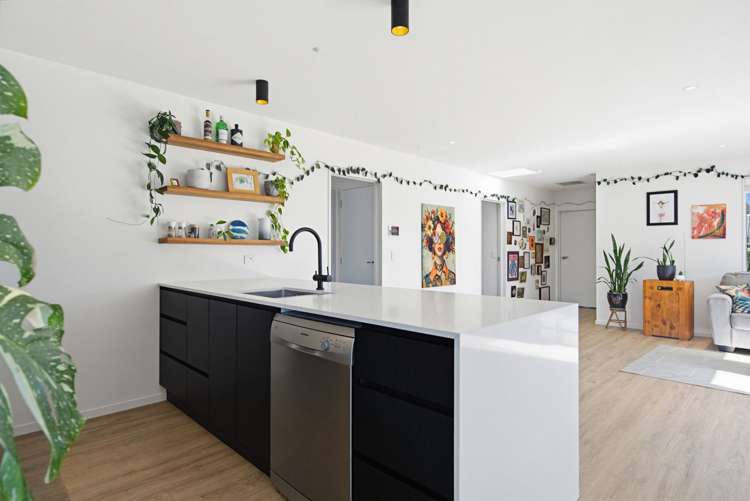9 Camberley Road Richmond_8