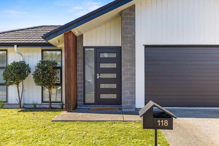 118 Whakaturou Crescent Pyes Pa_20