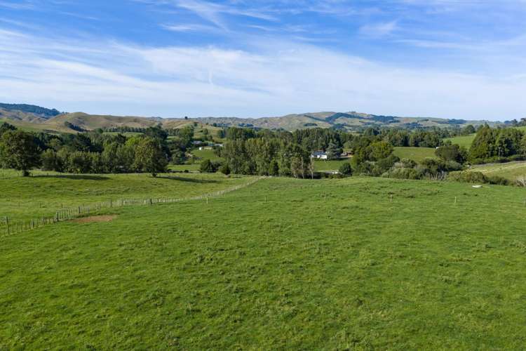 Lot 2 DP13672 and Section 2 SO 621742 State Highway 23 Raglan_9