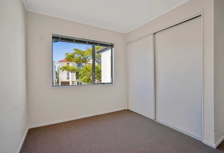 35 Stephen Avenue Henderson_14