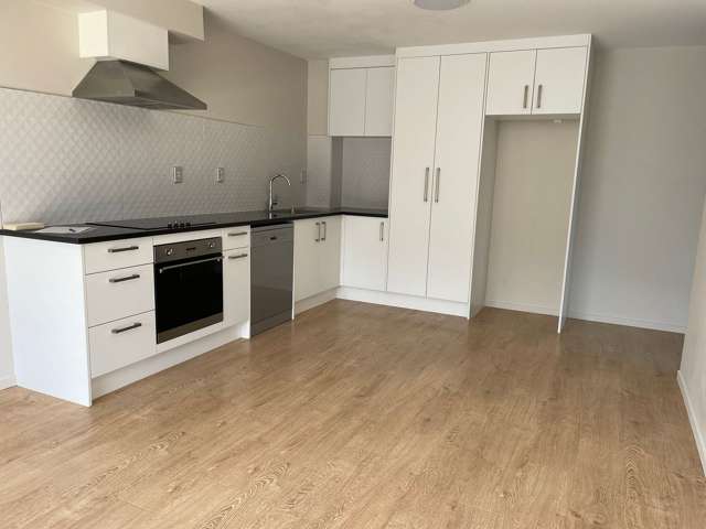 Charming 2BR Unit in Riverhead