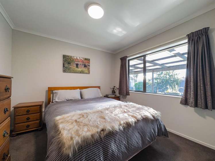 2 Willis Place Renwick_13