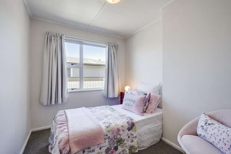 71 Coverdale Street Onekawa_12