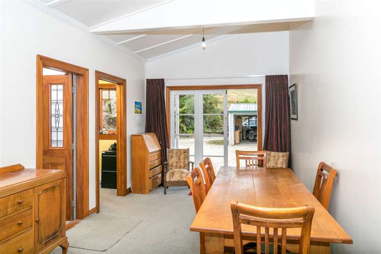 1029 Te Waitere Road Taharoa_8