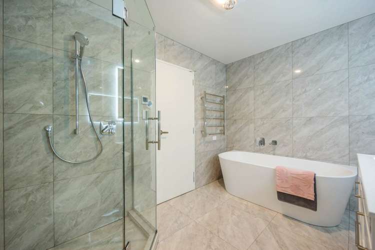 245d Hill Road The Gardens_16